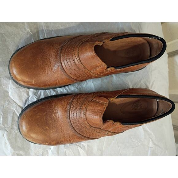 Ariat Clog Boots Brown Leather Manufactured Distressed Sz 10 B Style 36120 - Picture 1 of 10